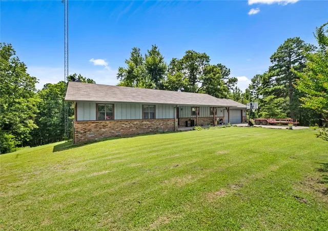 Photo 1 of Sale Pending at 20235 Copper Ridge Rd, Rogers, AR 72756 | MLS# 1315382 | Listing updated on 2026-01-30