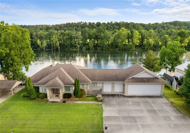 Photo 3 of Single family home for sale at 500 Valley Airport Dr, Cotter, AR 72626 | MLS# 1315164 | Listing updated on 2026-07-24