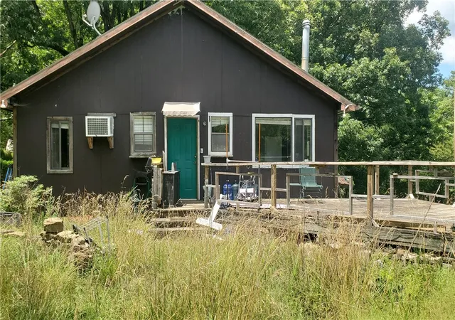 2nd image of 929 Madison 5330, Huntsville, AR 72740 | MLS# 1315972