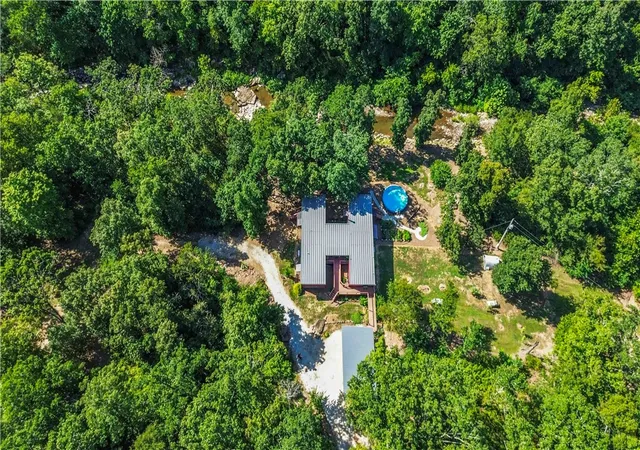 4th image of 18544 Bug Scuffle Rd, West Fork, AR 72774 | MLS# 1316264