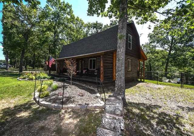 Homes for sale in Kansas, OK | 420 Deer Lake Rd, Kansas, OK 74347 | MLS# 1316601