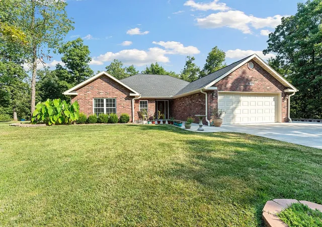 Photo 1 of Single family home for sale at 7221 E State Hwy 90, Pineville, MO 64856 | MLS# 1317251 | Listing updated on 2026-07-20