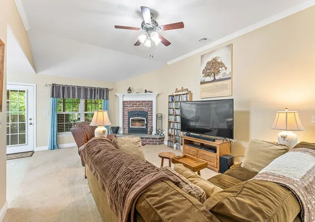 Photo 2 of Single family home for sale at 7221 E State Hwy 90, Pineville, MO 64856 | MLS# 1317251 | Listing updated on 2026-07-20