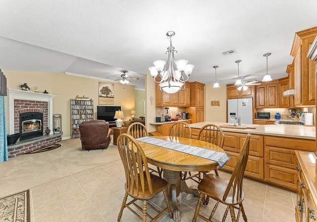 Photo 3 of Single family home for sale at 7221 E State Hwy 90, Pineville, MO 64856 | MLS# 1317251 | Listing updated on 2026-07-20