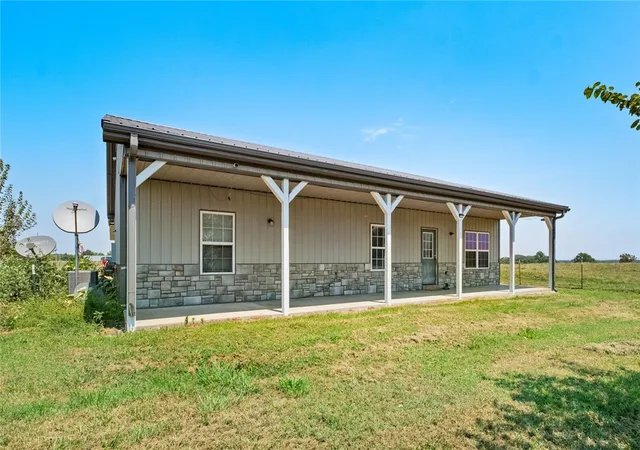 Photo 3 of Sale Pending at 796 Holland Ave, Gentry, AR 72734 | MLS# 1318193 | Listing updated on 2026-02-24