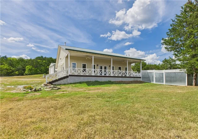 Homes for sale in Diamond City, AR | 470 Lakeside Dr, Diamond City, AR 72644 | MLS# 1318045