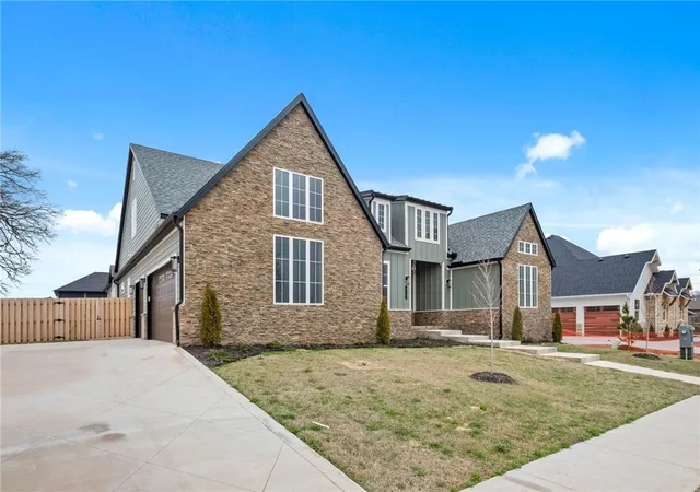 Homes for sale in Bentonville, AR | 810 Greenhorn St, Bentonville, AR 72712 | MLS# 1318826