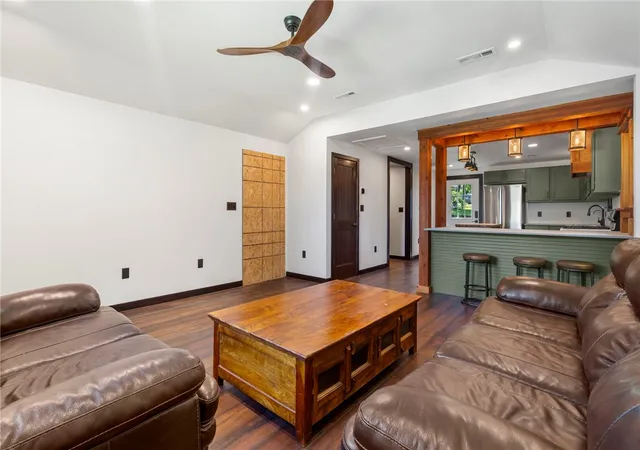 12th image of 104 S Duncan Ave, Fayetteville, AR 72701 | MLS# 1318908