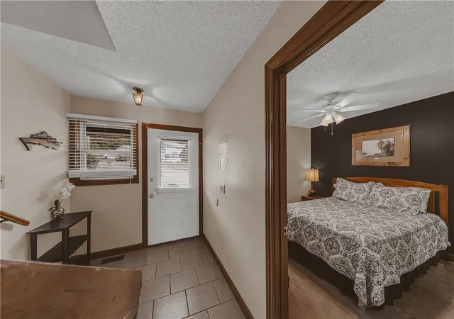 22nd image of 11 Green Meadow Unit 2 Ln, Holiday Island, AR 72631 | MLS# 1319337