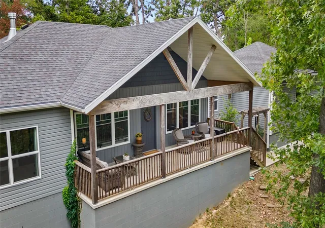 4th image of 10866 Hodge Ln, Gravette, AR 72736 | MLS# 1319356