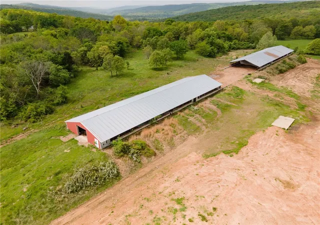 4th image of 17015 S Hwy 265, West Fork, AR 72774 | MLS# 1319547