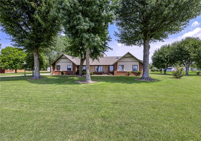 3rd image of 1509 Concord St, Lowell, AR 72745 | MLS# 1319134