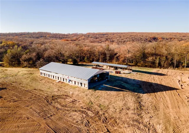 4th image of 16937 S Hwy 265, West Fork, AR 72774 | MLS# 1319546