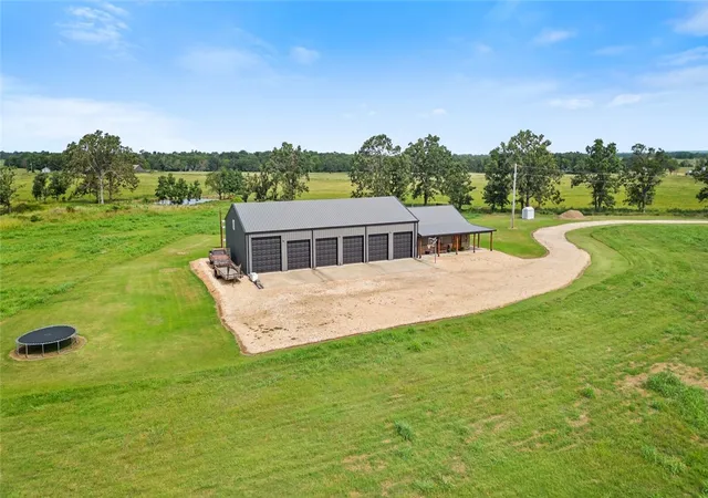 Homes for sale in Colcord, OK | 887 Colcord Keithly Rd, Colcord, OK 74338 | MLS# 1320032