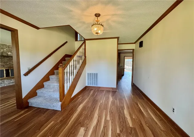 Photo 3 of Single family home for sale at 213 N Shore Dr, Russellville, AR 72802 | MLS# 1321256 | Listing updated on 2026-07-09