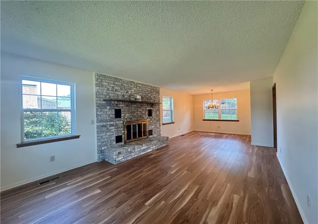 Photo 4 of Single family home for sale at 213 N Shore Dr, Russellville, AR 72802 | MLS# 1321256 | Listing updated on 2026-07-09