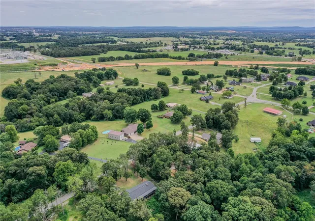 53rd image of 735 Brush Creek Rd, Springdale, AR 72762 | MLS# 1320193