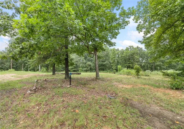 2nd image of 660 Labrador Ln, Western Grove, AR 72685 | MLS# 1320076