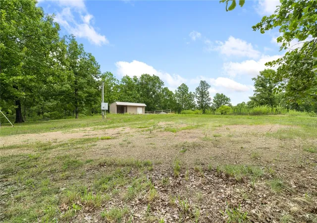 4th image of 660 Labrador Ln, Western Grove, AR 72685 | MLS# 1320076