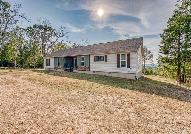 1st image of 2605 Walking Stick Ln, Lead Hill, AR 72644 | MLS# 1321863