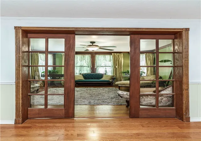 1st image of 104 Wall St, Eureka Springs, AR 72632 | MLS# 1322165