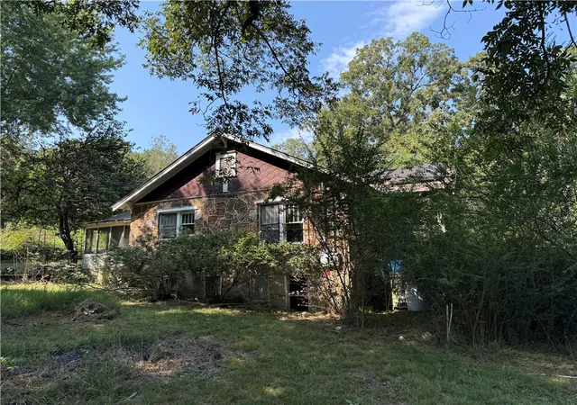Photo 3 of Sale Pending at 1688 Jack Crk Rd, Booneville, AR 72927 | MLS# 1322326 | Listing updated on 2026-10-07