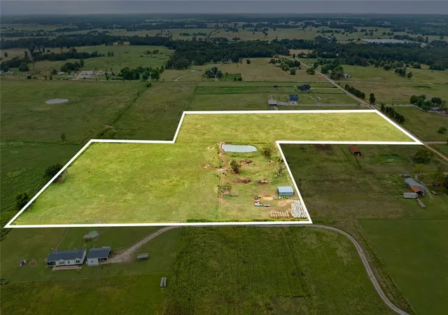 1st image of 22201 Leonard Ranch Rd, Gravette, AR 72736 | MLS# 1323243