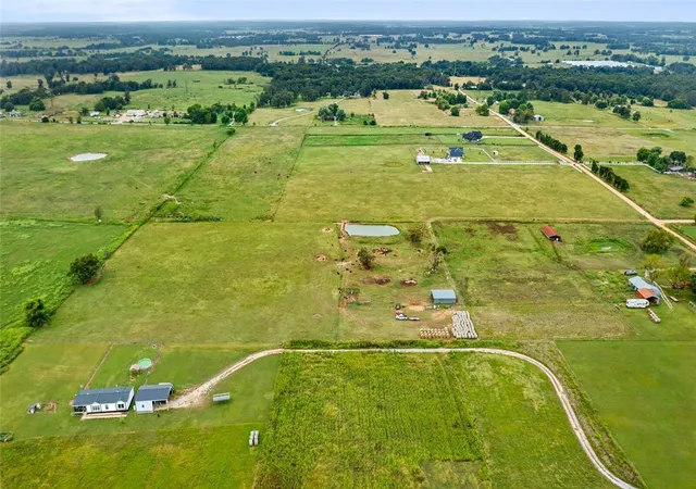 3rd image of 22201 Leonard Ranch Rd, Gravette, AR 72736 | MLS# 1323243