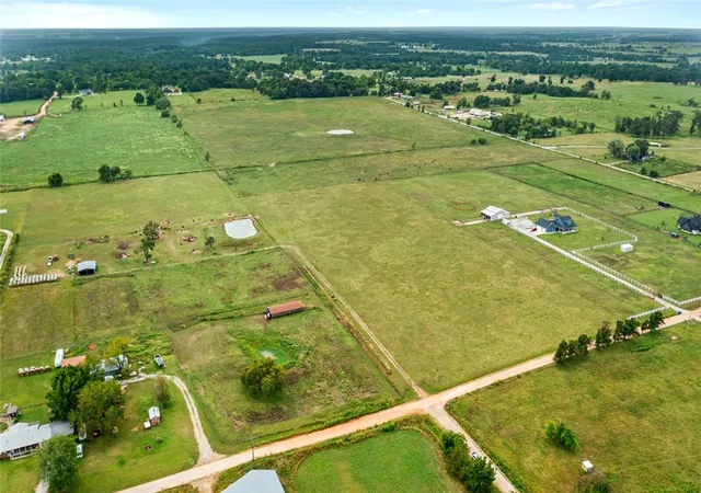 4th image of 22201 Leonard Ranch Rd, Gravette, AR 72736 | MLS# 1323243