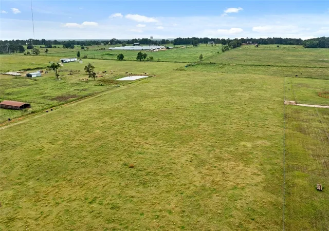 5th image of 22201 Leonard Ranch Rd, Gravette, AR 72736 | MLS# 1323243