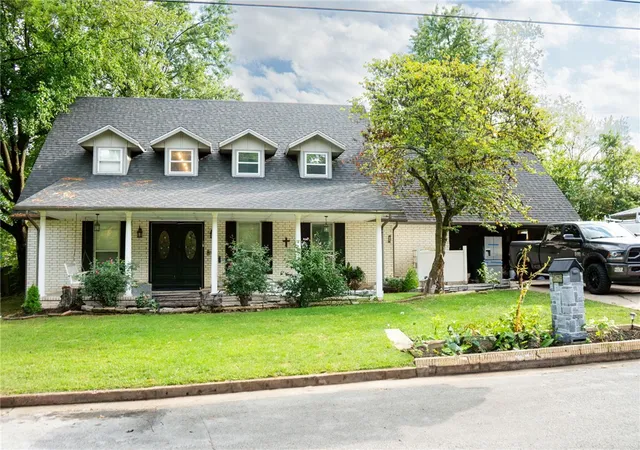 3rd image of 1719 Wensworth Ave, Springdale, AR 72762 | MLS# 1323422