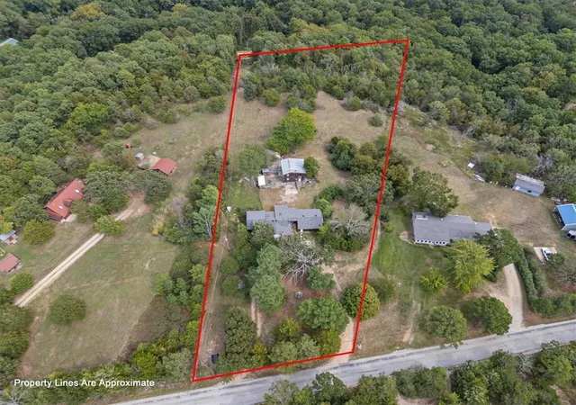 2nd image of 561 County Road 302, Eureka Springs, AR 72632 | MLS# 1323964