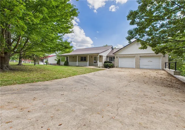 Homes for sale in Omaha, AR | 11801 Wildwood Dr, Omaha, AR 72662 | MLS# 1323132