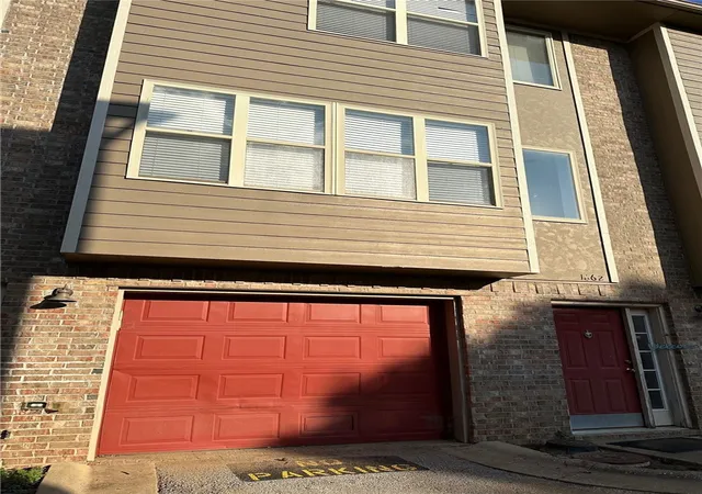 1st image of 1866 N Scull Creek Dr #6, Fayetteville, AR 72703 | MLS# 1324193
