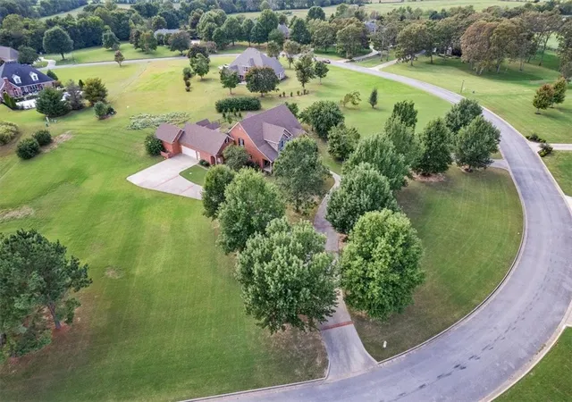 3rd image of 453 Sonoma Cir, Fayetteville, AR 72703 | MLS# 1324378