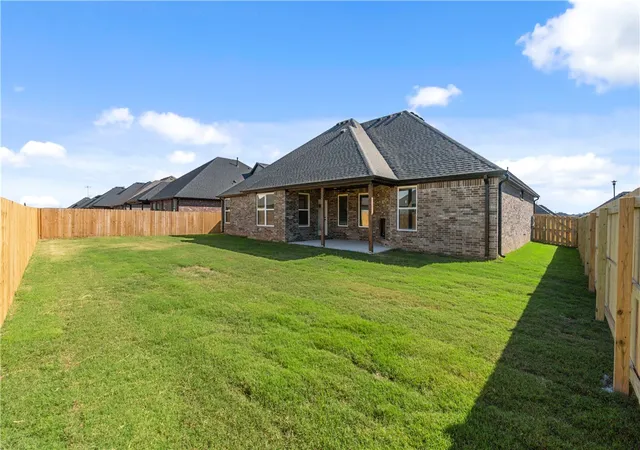 30th image of 1450 Tiffany St, Centerton, AR 72719 | MLS# 1324540