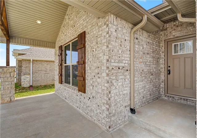 5th image of 8710 Sunspire Ln, Centerton, AR 72719 | MLS# 1325429