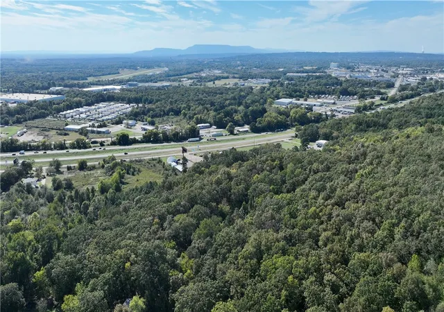 Photo 5 of House for sale at Furniture Rd, Russellville, AR 72802 | MLS# 1325778 | Listing updated on 2026-06-30
