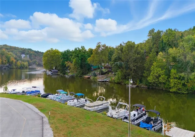 image of 4 Windermere Ln, Bella Vista, AR 72714 | MLS# 1325826