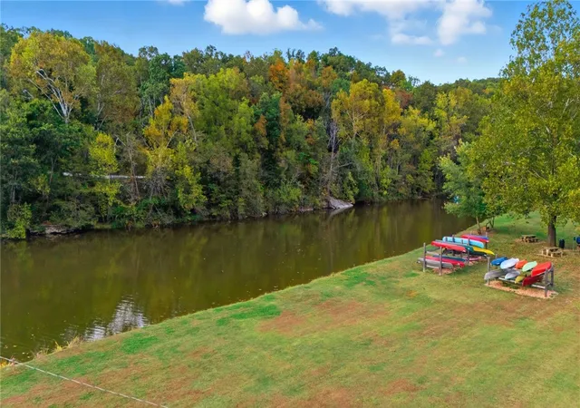 image of 4 Windermere Ln, Bella Vista, AR 72714 | MLS# 1325826