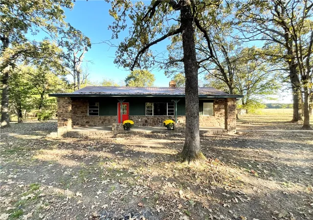 Homes for sale in Kansas, OK | 10250 E 580 Rd, Kansas, OK 74347 | MLS# 1325982