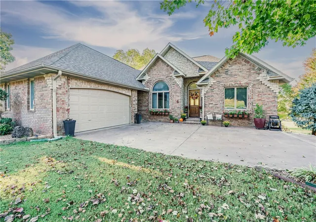 1st image of 60 Shields Spur, Holiday Island, AR 72631 | MLS# 1325984