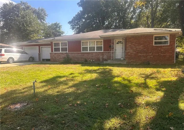 1st image of 1407 Davis Ave, Springdale, AR 72764 | MLS# 1325904