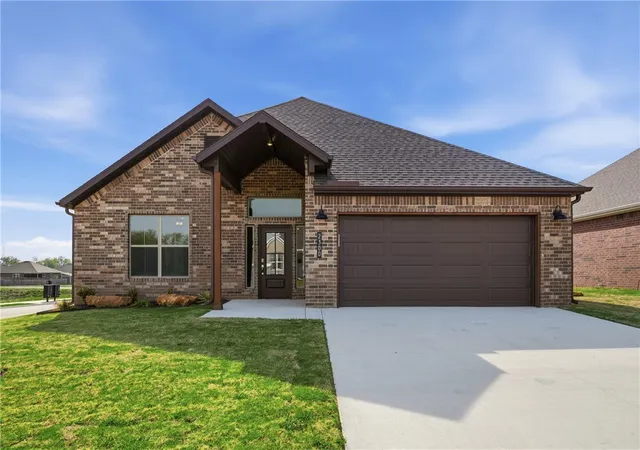 1st image of 2300 Presley St, Siloam Springs, AR 72761 | MLS# 1326631
