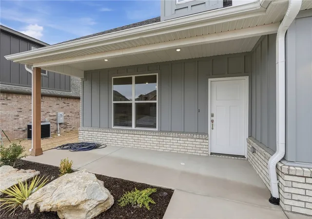 3rd image of 2306 Presley St, Siloam Springs, AR 72761 | MLS# 1326630
