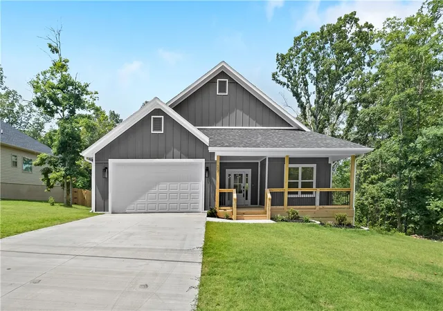 1st image of 23 Salen Ln, Bella Vista, AR 72715 | MLS# 1326836