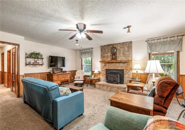3rd image of 618 N Oakwood St, Lowell, AR 72745 | MLS# 1326900