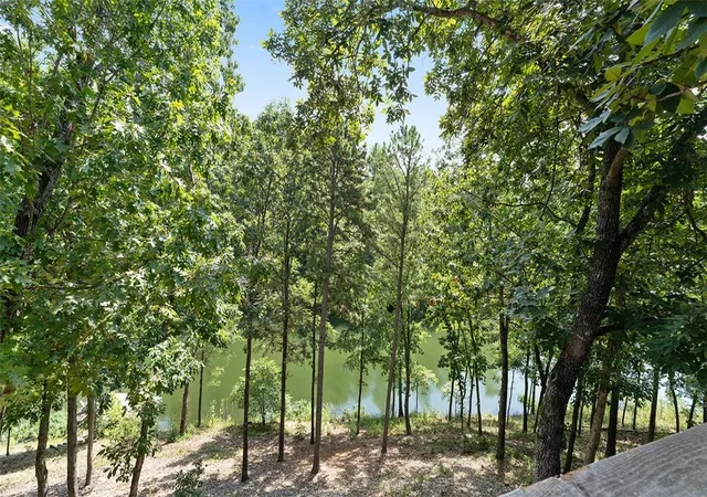 Photo 4 of Single family home for sale at 35 Deddington Dr, Bella Vista, AR 72714 | MLS# 1327124 | Listing updated on 2026-04-03