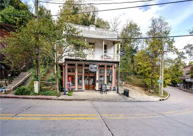 1st image of 50 Main St, Eureka Springs, AR 72632 | MLS# 1327236
