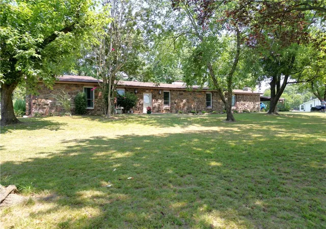 Homes for sale in Van Buren, AR | 937 W Elm Blvd, Van Buren, AR 72956 | MLS# 1328327